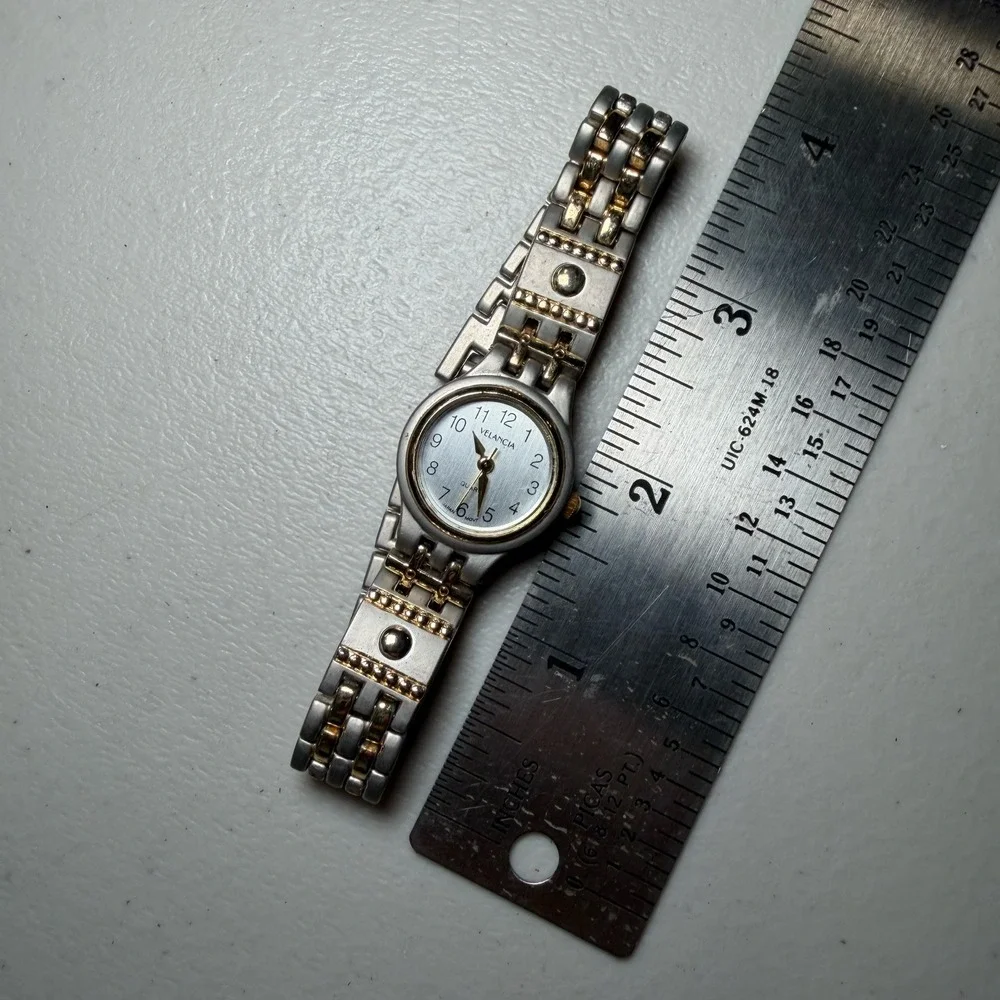 Velancia Two Tone Silver Gold Dress Watch‎ Japan Movt 22-1888 Water Resistant
